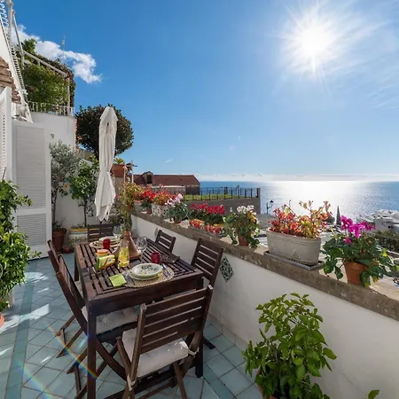 Near Grande Positano